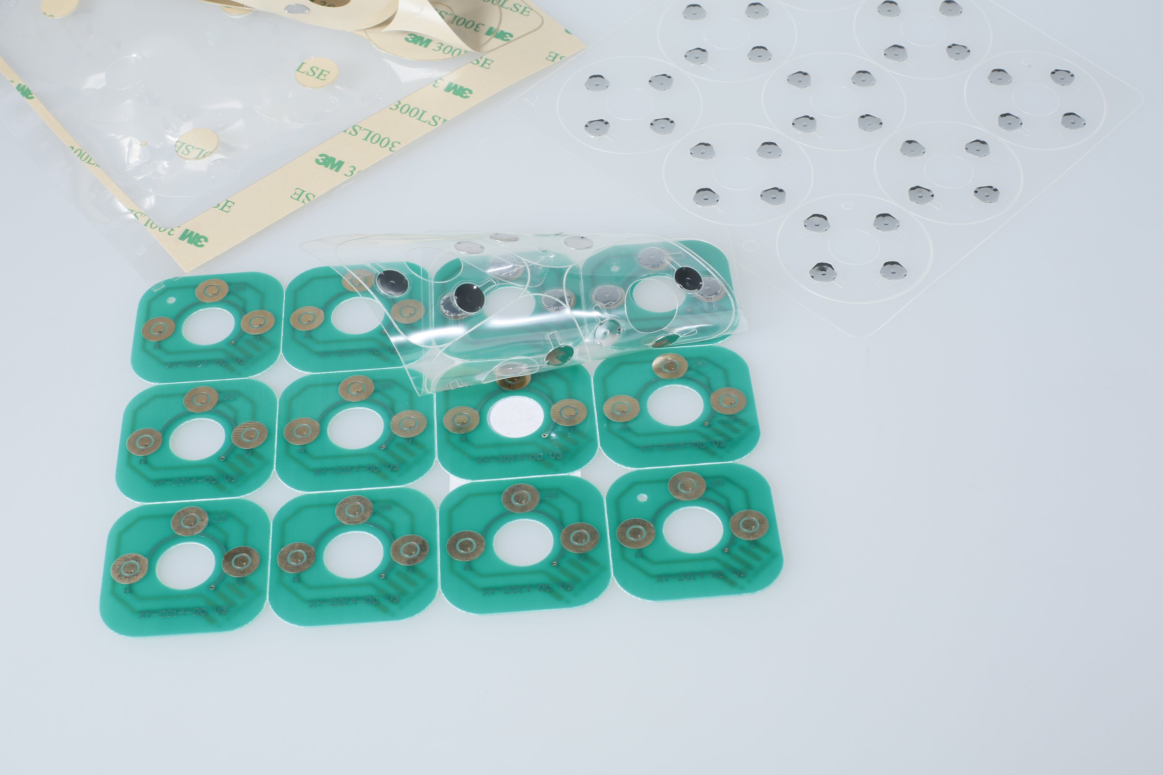 SD-L2a7747 Round & Triangle Dual Dome Array | 7mm Dome Full-Sheet Mounting Solution | Designed for Electronic Levels